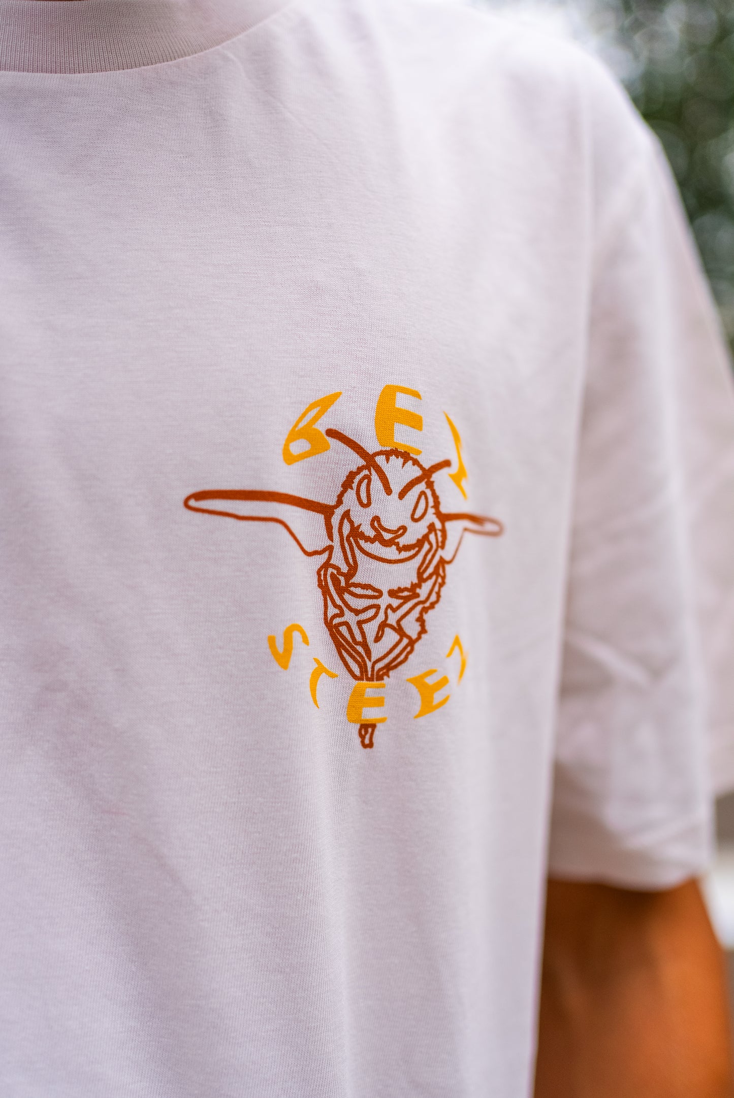 BEESTEEZ - T-Shirt vintage white