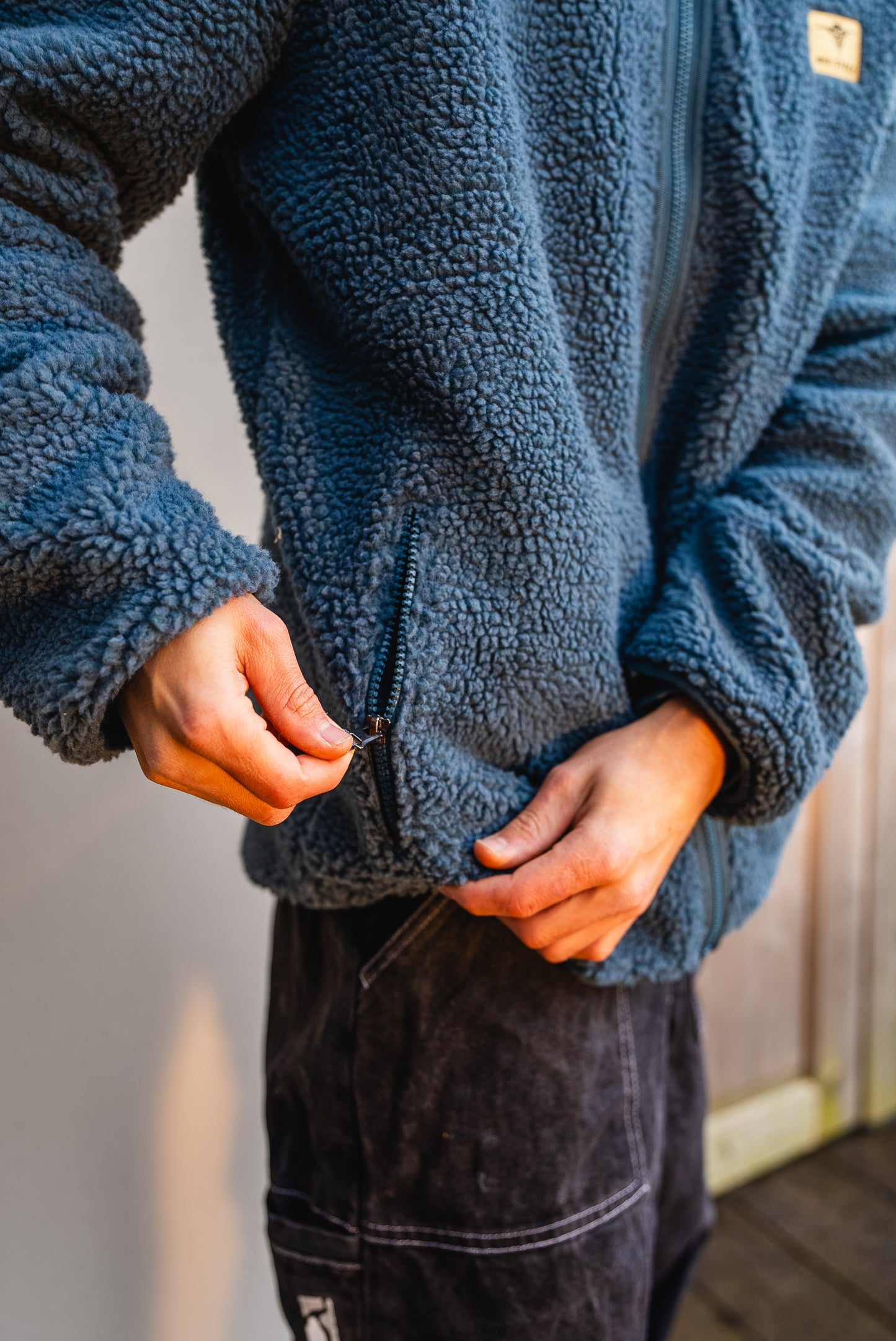 BEESTEEZ - Teddyjacke Blau