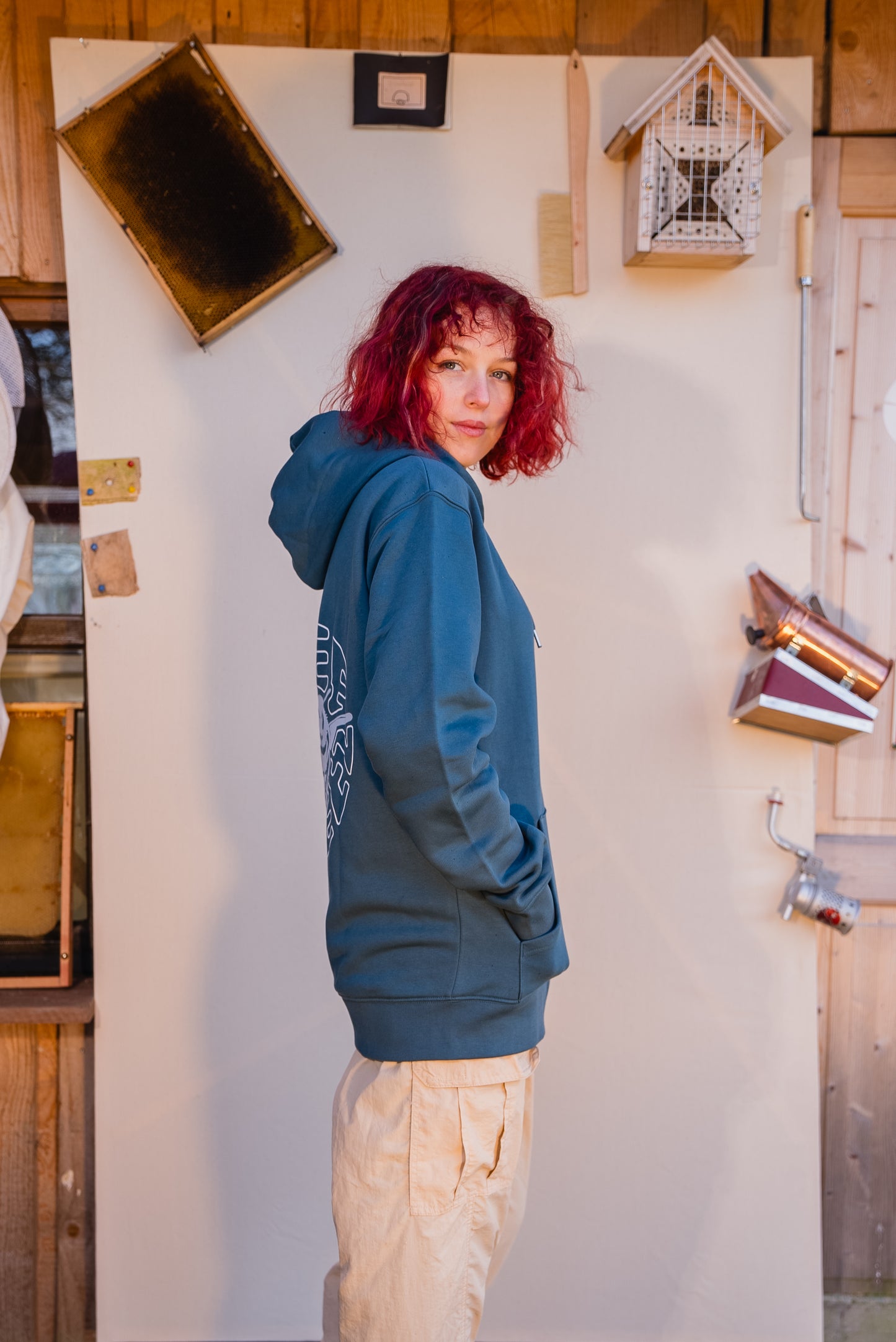 BEESTEEZ - Zipper Hoodie Blau