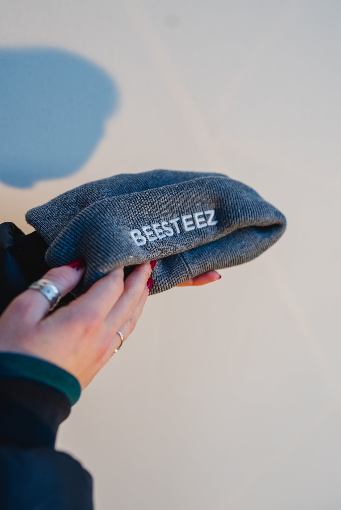 BEESTEEZ Unisex Beanie - mit doppelten Stick