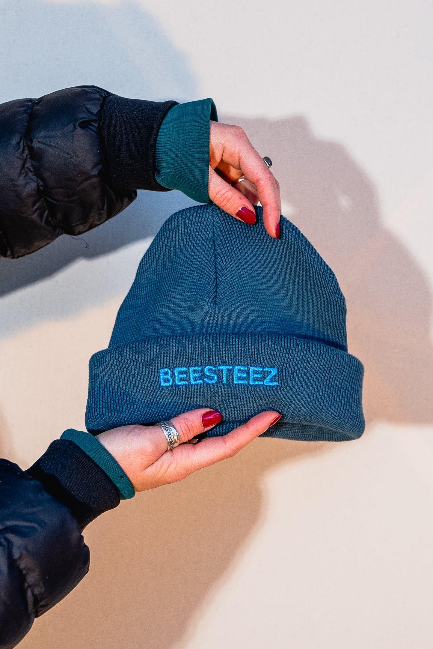 BEESTEEZ Unisex Beanie - mit doppelten Stick